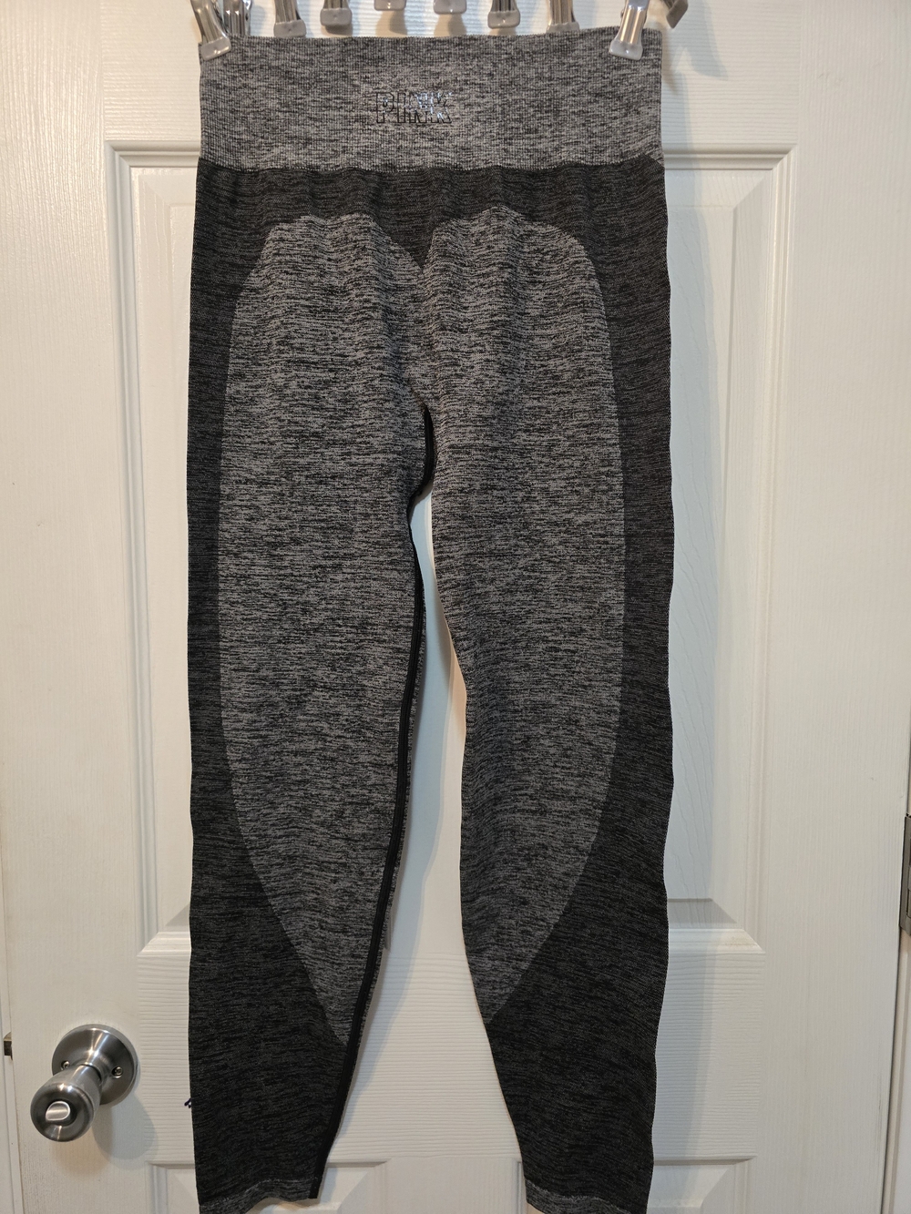 PINK Victoria's Secret Heathered Light Gray and Dark Gray Leggings Mediun